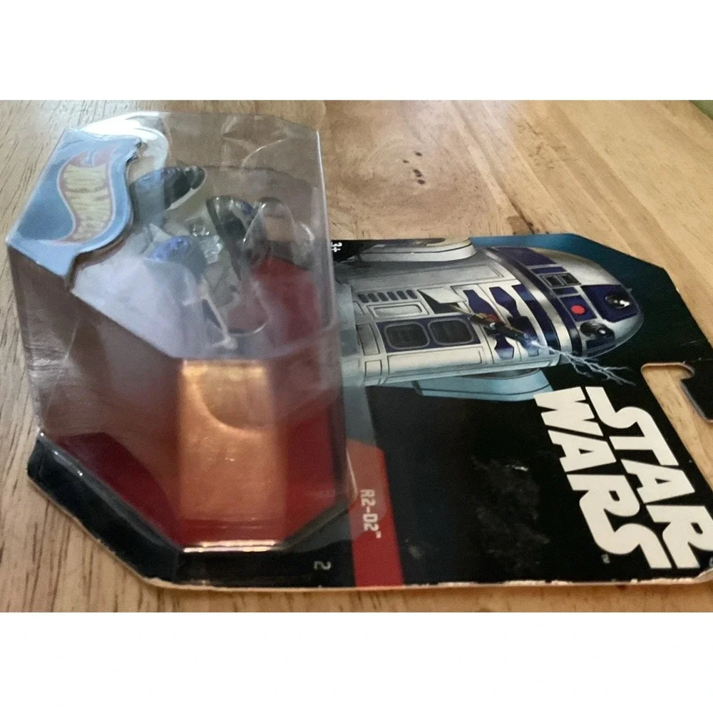 2014 Mattel Hot wheels Star Wars R2-D2‎ Car, NIP